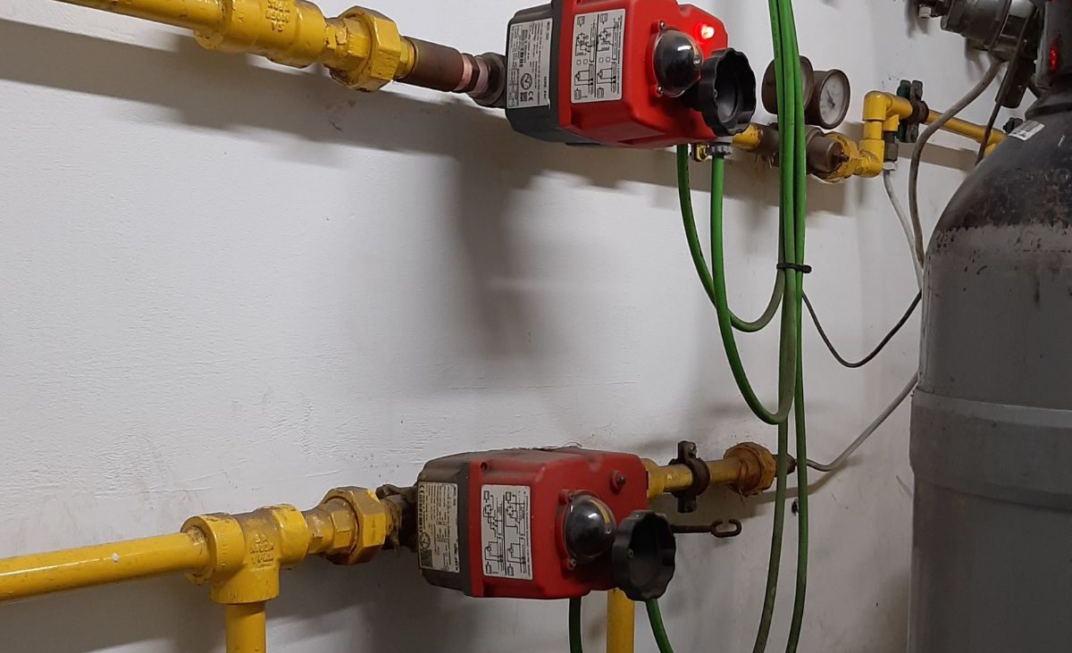 Proyectos de Almacenamiento de Productos Químicos (APQ) Proyecto de Almacenamiento de Productos Químicos (APQ)